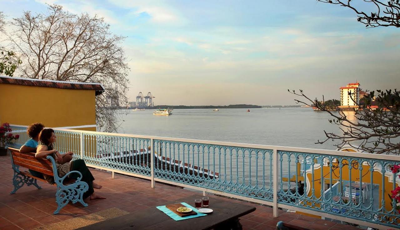 Bloom Boutique Waterfront Fort Kochi Exterior foto