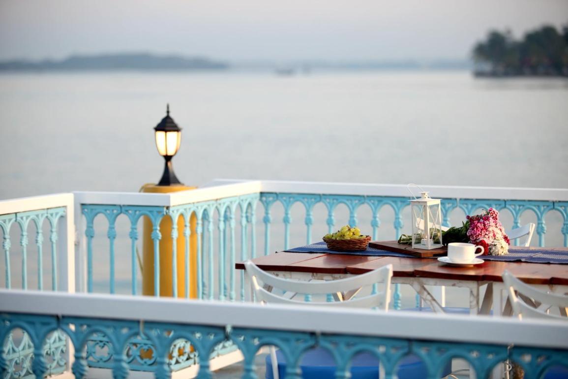 Bloom Boutique Waterfront Fort Kochi Exterior foto